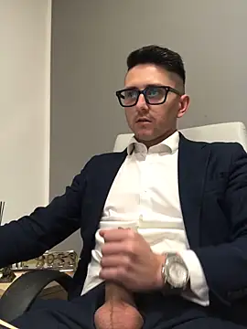 masterboss  online show from April 14, 11:37 am