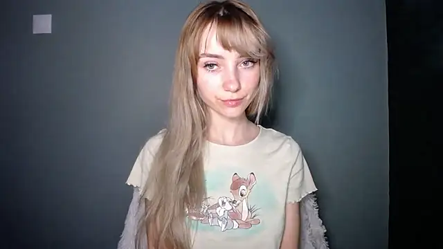 LuciaYoung online show from January 17, 8:23 pm