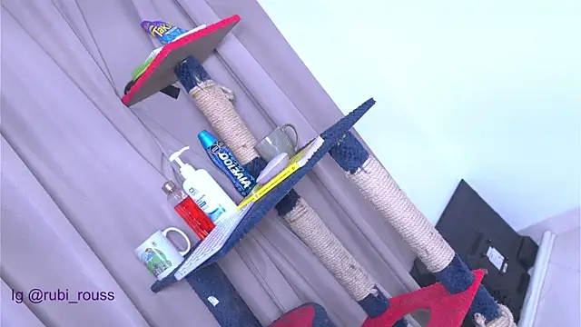 argiee taylorxs2 online show from March 25, 2:12 am