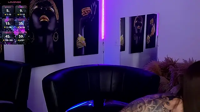  brenna hanson online show from December 17, 8:58 pm