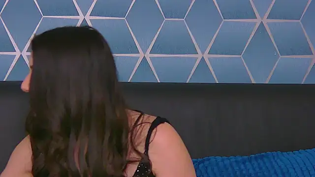 KassieWeins online show from February 14, 7:47 pm