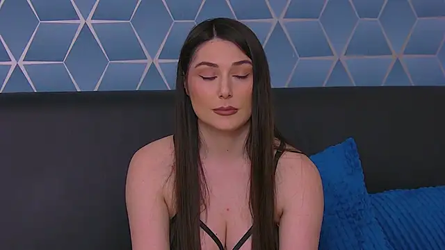 KassieWeins online show from April 29, 5:17 pm