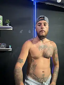 raymon616 online show from December 2, 11:06 pm