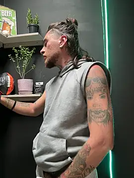 raymon616 online show from March 18, 9:37 pm