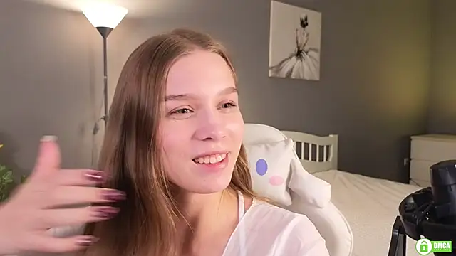 CutieBeauty online show from December 4, 8:45 pm