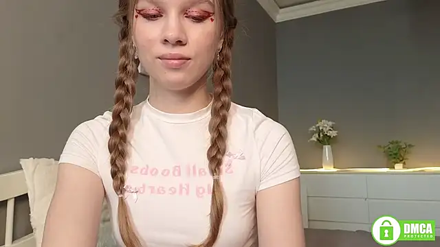 CutieBeauty online show from September 20, 9:47 am