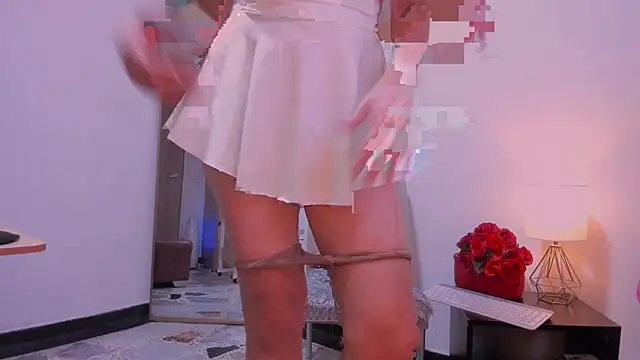 Snapshot of Jolie-bonnet chatting on October 27, 7:59 pm Jolie-bonnet online show from October 27, 7:59 pm