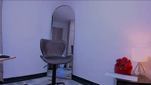 Jolie-bonnet online show from March 28, 8:10 pm