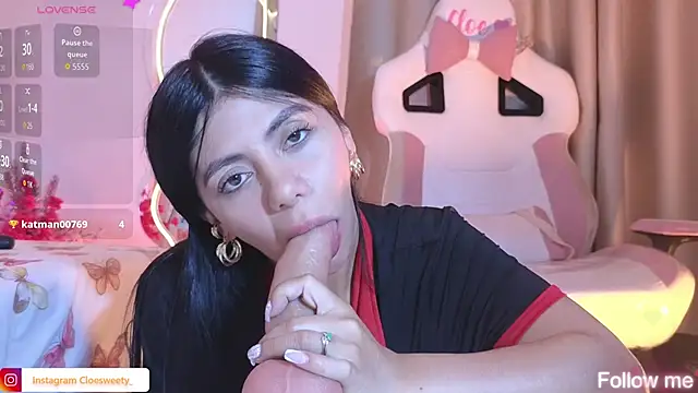 Cloesweety online show from October 25, 9:08 am