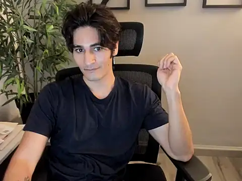 ArthurVilahur online show from May 22, 1:47 am