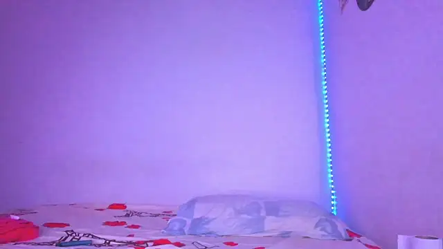 Snapshot of kimbaileys chatting on January 10, 4:01 am kimbaileys online show from January 10, 4:01 am