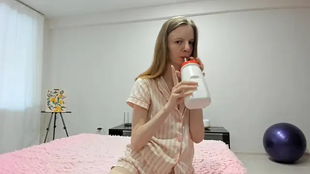 CarolHowward online show from February 6, 4:19 am