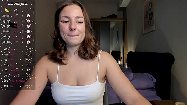 ThreeshaWhite online show from November 22, 11:53 am