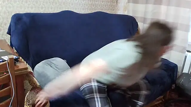 Snapshot of franceska_blue chatting on November 16, 11:48 am franceska blue online show from November 16, 11:48 am