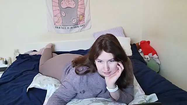 Snapshot of franceska_blue chatting on February 19, 2:11 pm franceska blue online show from February 19, 2:11 pm