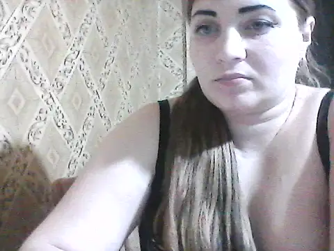 Elizabeth Meow online show from May 6, 7:40 pm