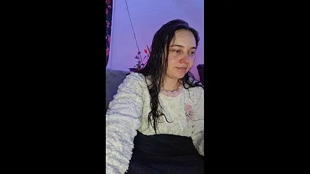 Snapshot of Cyndee_Winter chatting on March 17, 7:37 pm Cyndee Winter online show from March 17, 7:37 pm