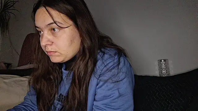 Cyndee Winter online show from December 2, 7:37 pm