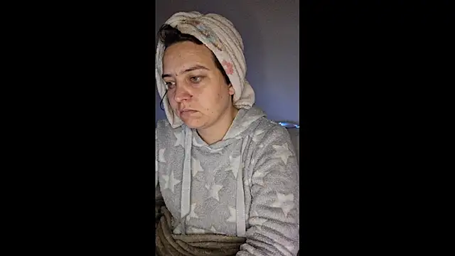 Cyndee Winter online show from October 28, 6:07 pm