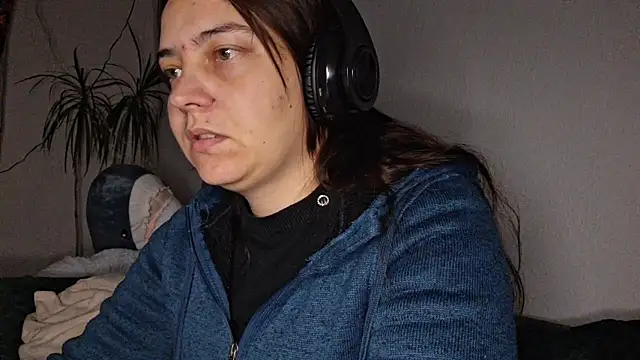 Cyndee Winter online show from November 4, 5:17 pm