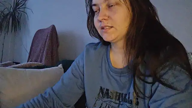 Cyndee Winter online show from November 28, 2:28 pm