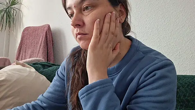 Cyndee Winter online show from November 2, 1:38 pm