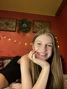 Snapshot of _Kamax69_ chatting on February 6, 9:33 pm Kamax69 online show from February 6, 9:33 pm