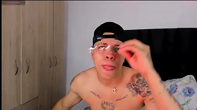 Hotboy0620 online show from February 18, 2:31 am