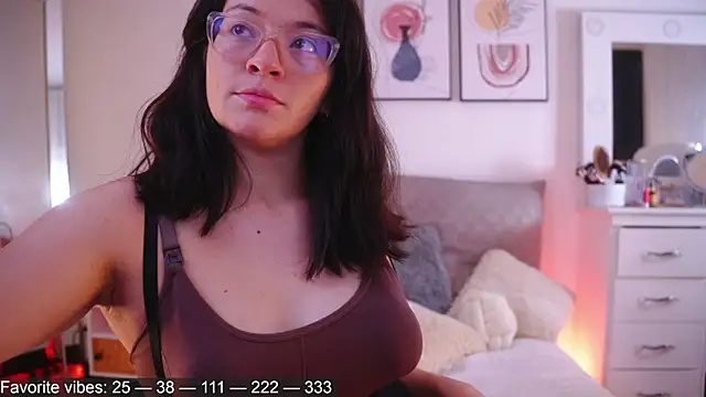 Snapshot of Anah_s chatting on June 25, 10:59 pm Anah s online show from June 25, 10:59 pm
