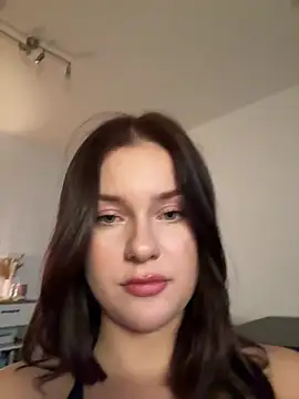 MaribelRiver online show from May 11, 6:49 pm