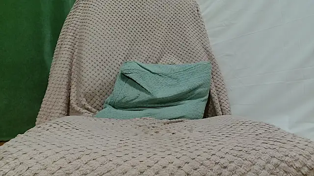 Luckyalice 4u online show from May 18, 12:55 am