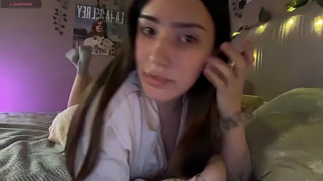 Snapshot of Anisawithlove chatting on July 18, 6:27 pm Anisawithlove online show from July 18, 6:27 pm