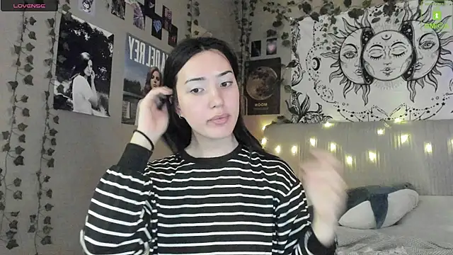 Anisawithlove online show from March 21, 12:50 pm