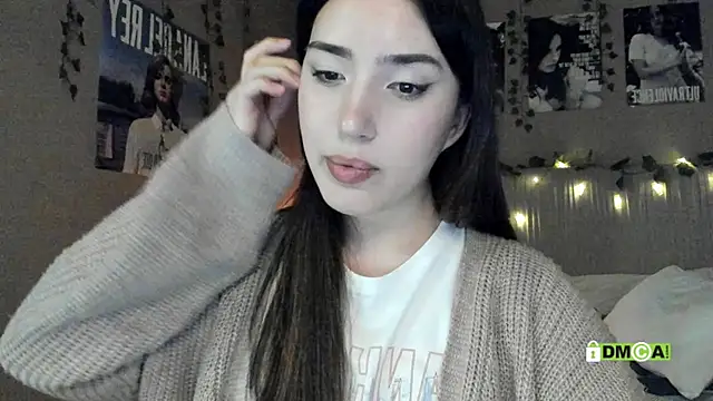 Snapshot of Anisawithlove chatting on February 1, 4:44 am Anisawithlove online show from February 1, 4:44 am