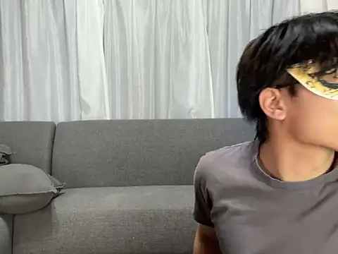 Snapshot of tubaki_taku chatting on March 12, 6:11 pm tubaki taku online show from March 12, 6:11 pm