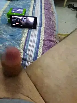 Snapshot of biiigbosss88 chatting on March 11, 11:58 pm biiigbosss88 online show from March 11, 11:58 pm