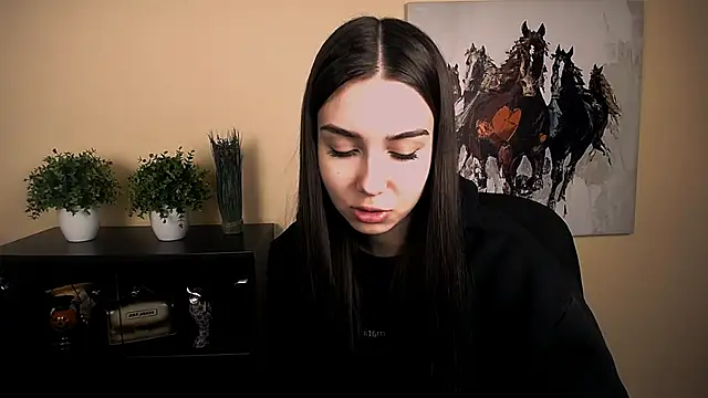 Lili magic online show from November 8, 8:51 am