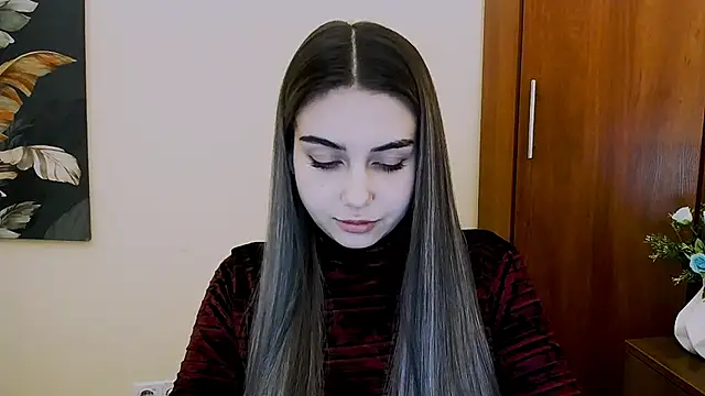 Lili magic online show from February 13, 4:39 pm