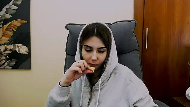 Lili magic online show from February 11, 3:29 pm