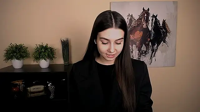 Lili magic online show from February 5, 2:35 pm