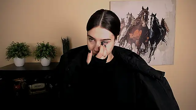 Lili magic online show from February 8, 4:05 pm