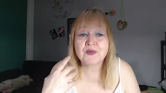 Blasflittchen online show from March 24, 11:21 am