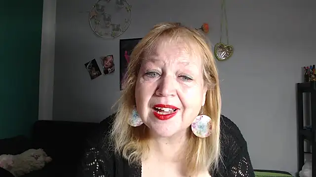 Blasflittchen online show from May 18, 10:20 am