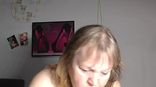 Blasflittchen online show from November 16, 8:57 pm