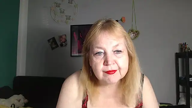 Blasflittchen online show from April 18, 2:08 pm