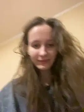 babywaifu online show from February 13, 4:39 pm