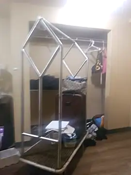 Snapshot of bella8769 chatting on February 5, 6:56 am bella8769 online show from February 5, 6:56 am