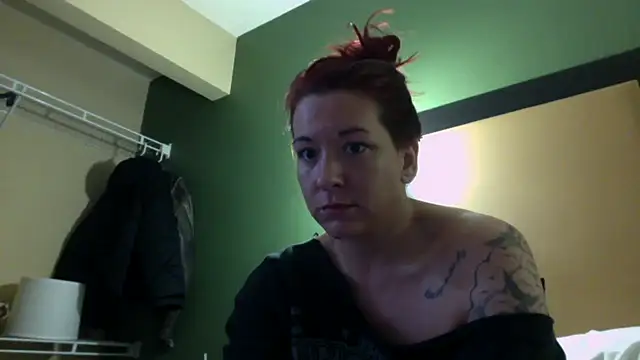 Snapshot of bella8769 chatting on March 15, 5:19 am bella8769 online show from March 15, 5:19 am