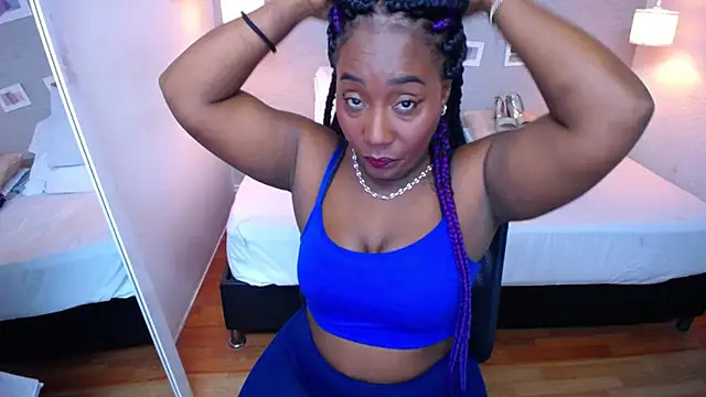 Snapshot of kiara_evanss chatting on March 5, 5:18 pm kiara evanss online show from March 5, 5:18 pm