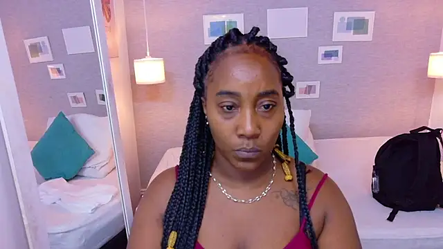 Snapshot of kiara_evanss chatting on September 25, 3:12 am kiara evanss online show from September 25, 3:12 am
